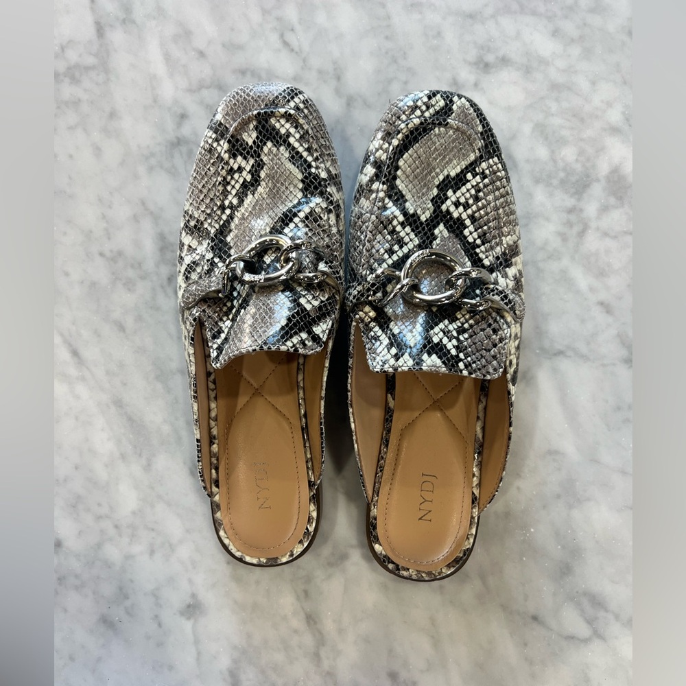 EUC WORN 1x NYDJ LOAFERS - Picture 3 of 5